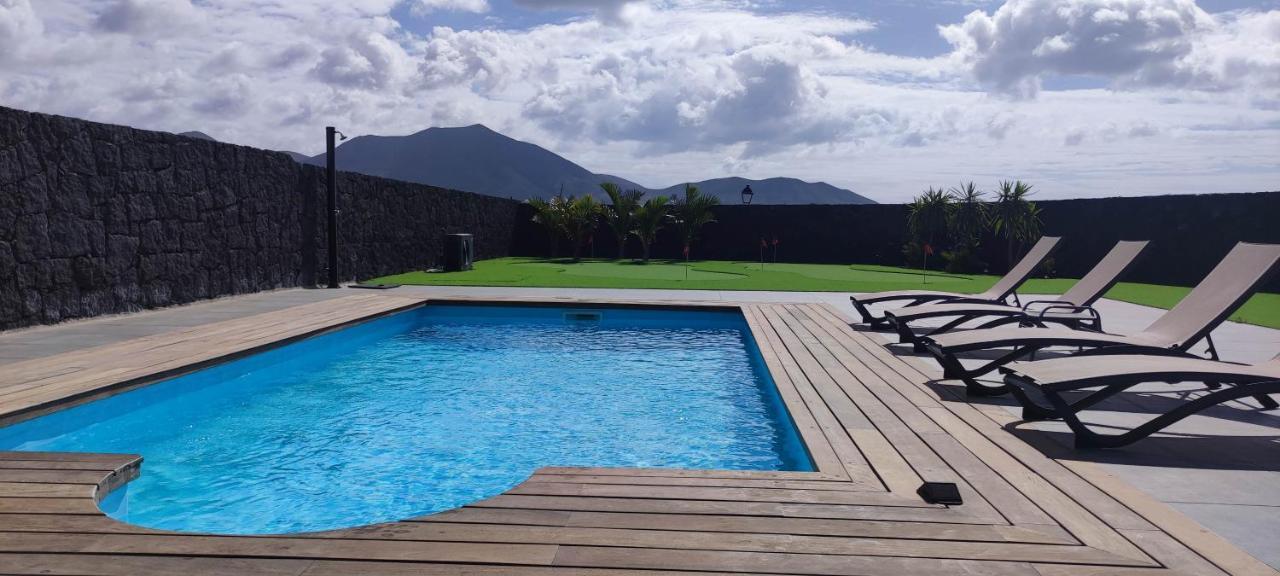 Villa Geneva - Relax Y Diversion ปลายาบลังกา ภายนอก รูปภาพ
