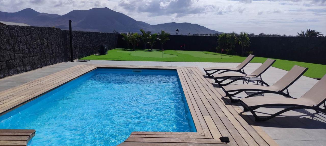 Villa Geneva - Relax Y Diversion ปลายาบลังกา ภายนอก รูปภาพ